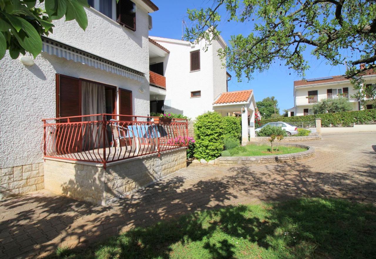 Apartment Ema Near City Center Poreč Zewnętrze zdjęcie
