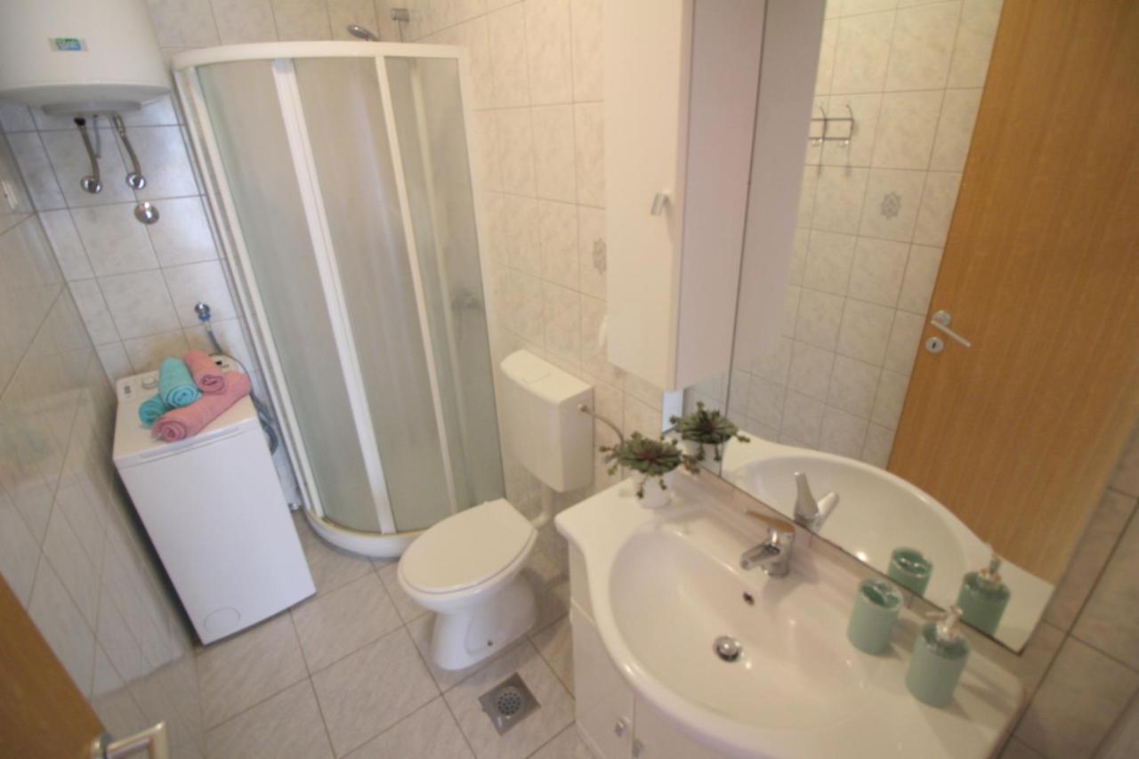 Apartment Ema Near City Center Poreč Zewnętrze zdjęcie
