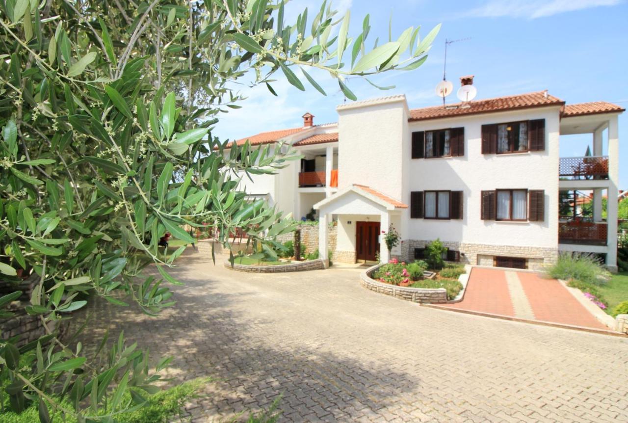 Apartment Ema Near City Center Poreč Zewnętrze zdjęcie